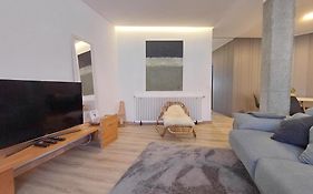 Villa Mayfa - Alojate En Pleno Centro De Ourense